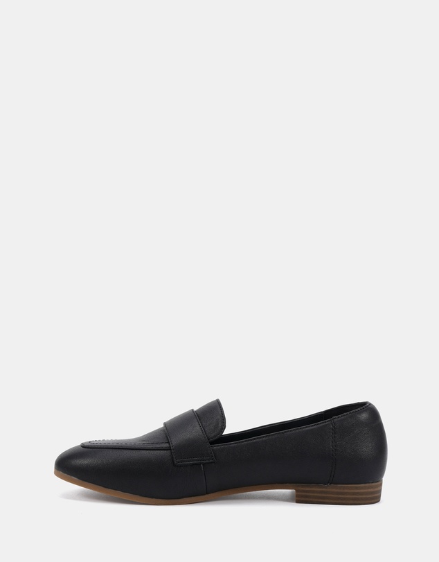 Clarks - Novae Black