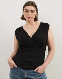 Atmos&Here Curvy - Savannah V Neck Ruched Top