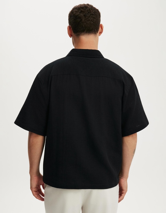 Cotton On - Boxy Fit Short Sleeve Shirt