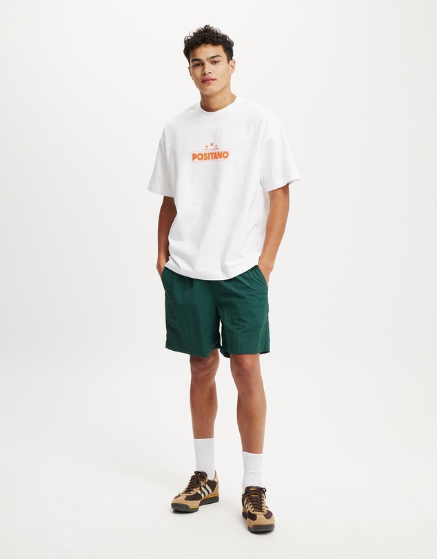 Cotton On - Box Fit Graphic T-Shirt