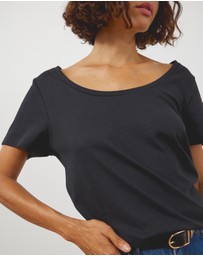 Atmos&Here - Organic Cotton Scoop Neck Tee