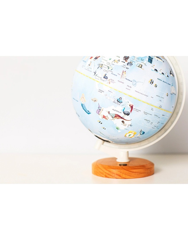 Wonderstuff - Wildlife World Globe