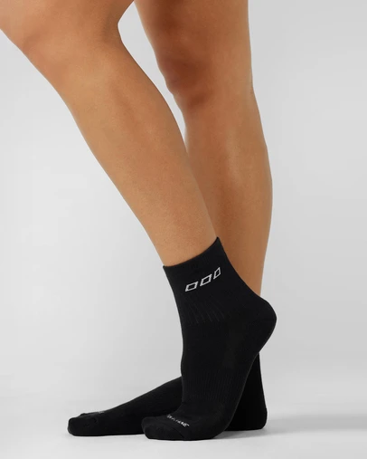 Lorna Jane - LJ Quarter Crew Socks