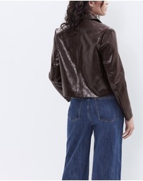 UNISON - Collared Patent Jacket