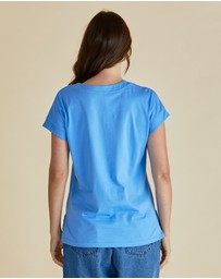 Betty Basics - Tracy V-Neck Tee