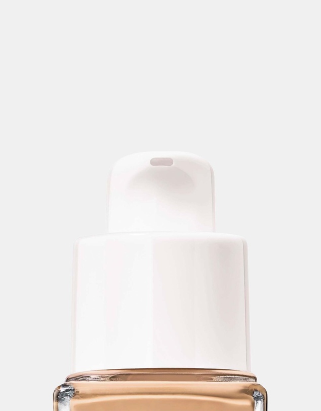 Lancome - Teint Idole Ultra Wear Care Glow Foundation