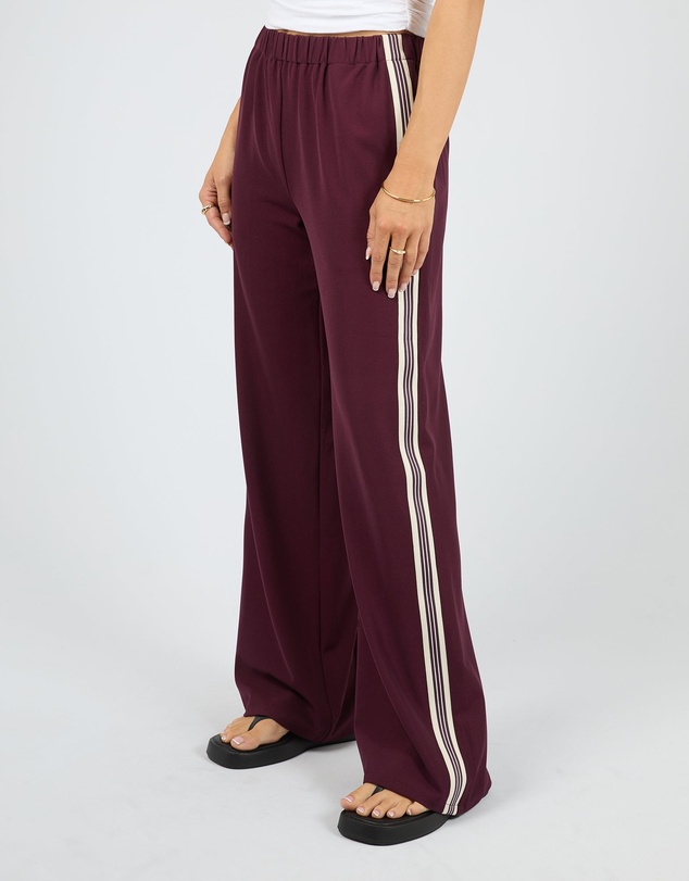 All About Eve - Lina Pant Wine