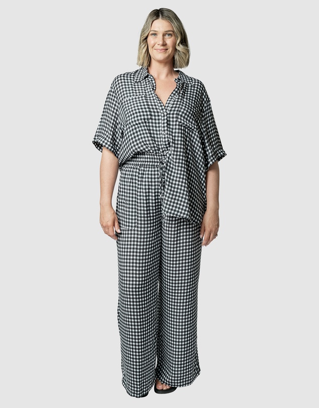 UNE PIECE - Short Sleeve Button-Up Shirt