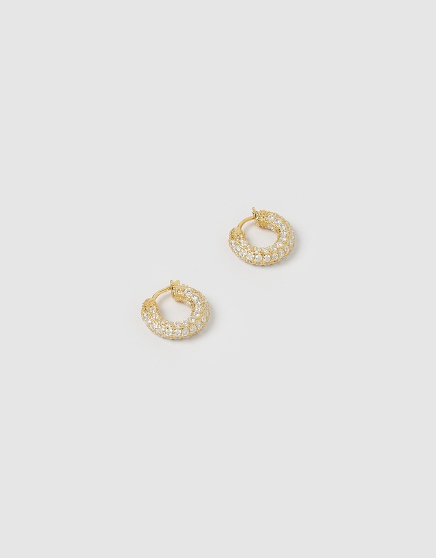 Izoa - Ann Huggie Earrings
