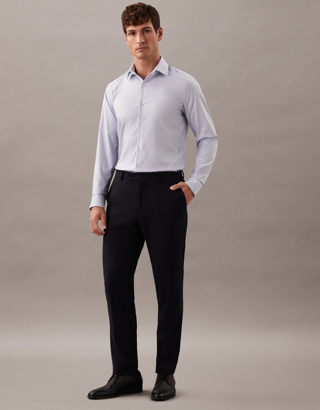 Calvin Klein - Stretch Collar Dress Shirt