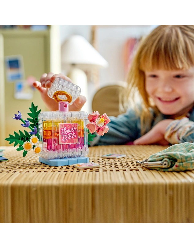 LEGO - 31383 Floral Decor Perfume Bottle