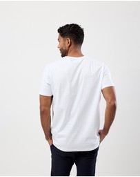 Wayver - The Essential Crew Tee