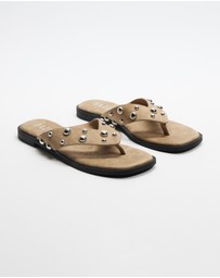 Dazie - Laura Suede Studded Thongs