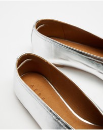 AERE - Tori Leather Ballet Flats