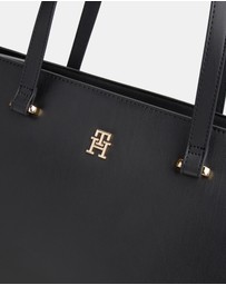 Tommy Hilfiger - Gold Detail Zipped Tote Bag