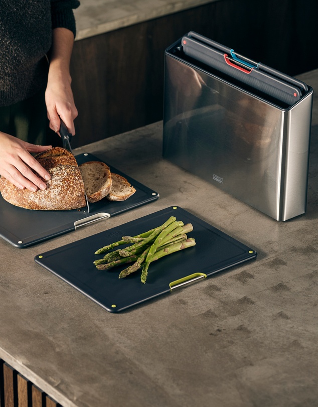 Joseph Joseph - Folio™ Steel 4-piece Chopping Board Set with Stainless Steel Storage Case (Stainless Steel)