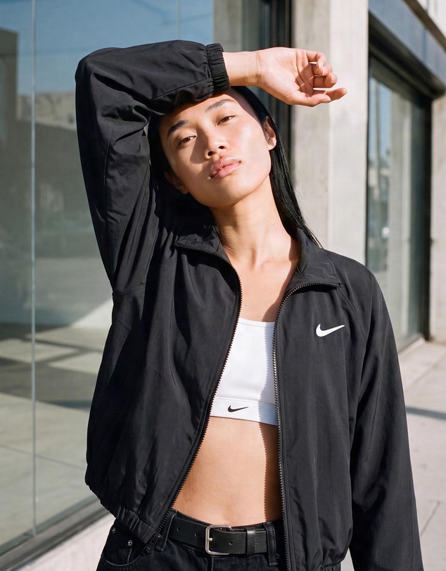 Nike - Sportswear Oversized UV Track Jacket