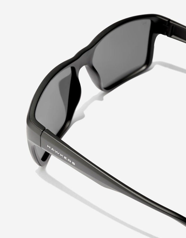 Hawkers Co - Edge XL Black Polarised Sunglasses - for Men and Women