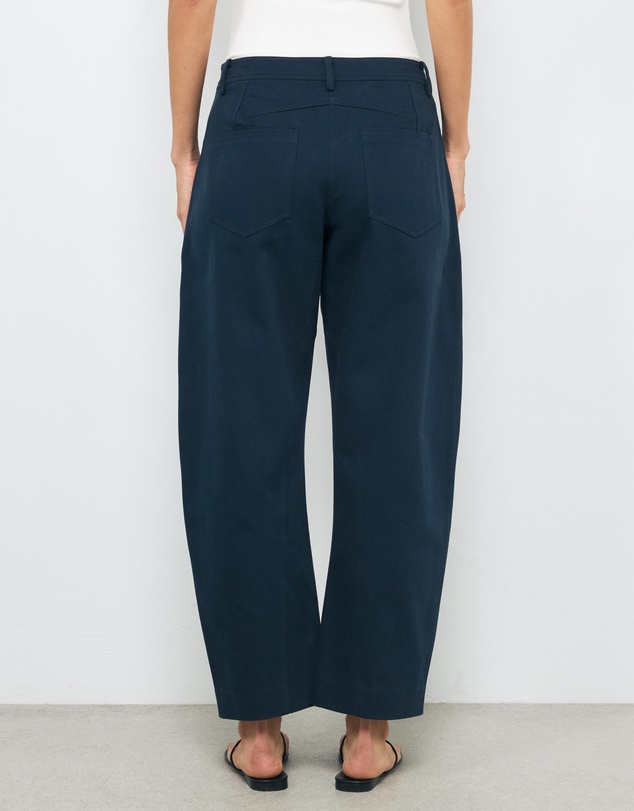 AERE - Matilda Casual Barrel Trousers