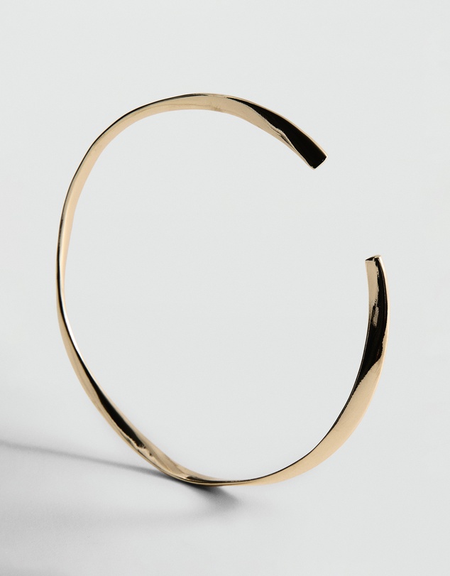 M.N.G - Rigid Choker