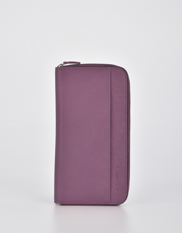 Cobb & Co - Dayna Leather Passport/Document RFID Wallet