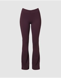 BO+TEE - Cosy Coffee Run Soft Active Ruched Flared Trousers