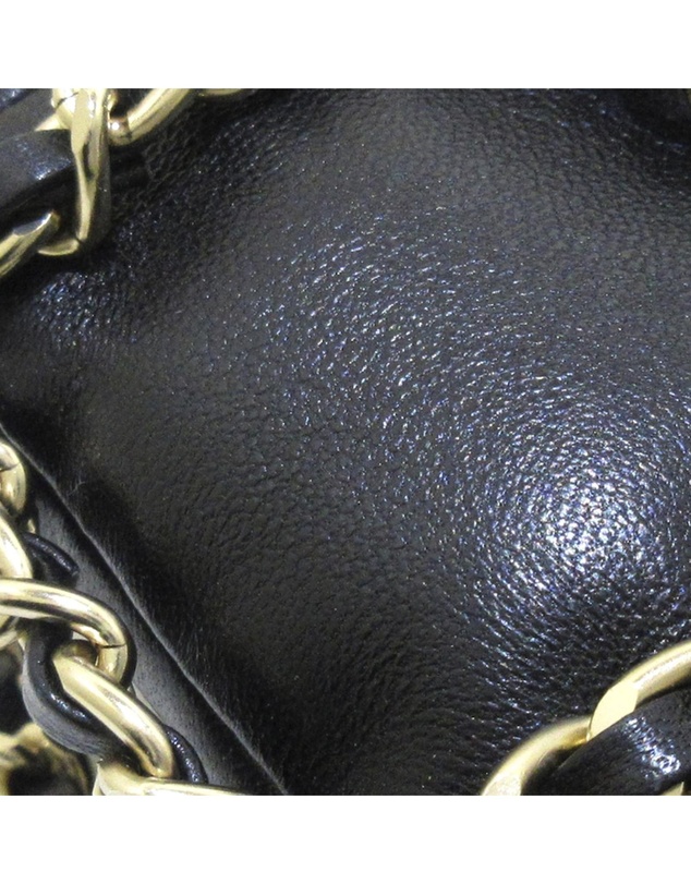 Pre-Loved by Azura Reborn - Pre-Loved Chanel CC Chain Lambskin Leather Bucket Bag