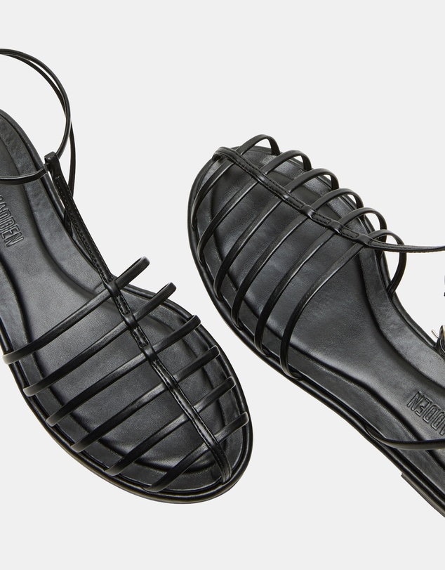 Steve Madden - Marin Black Sandals