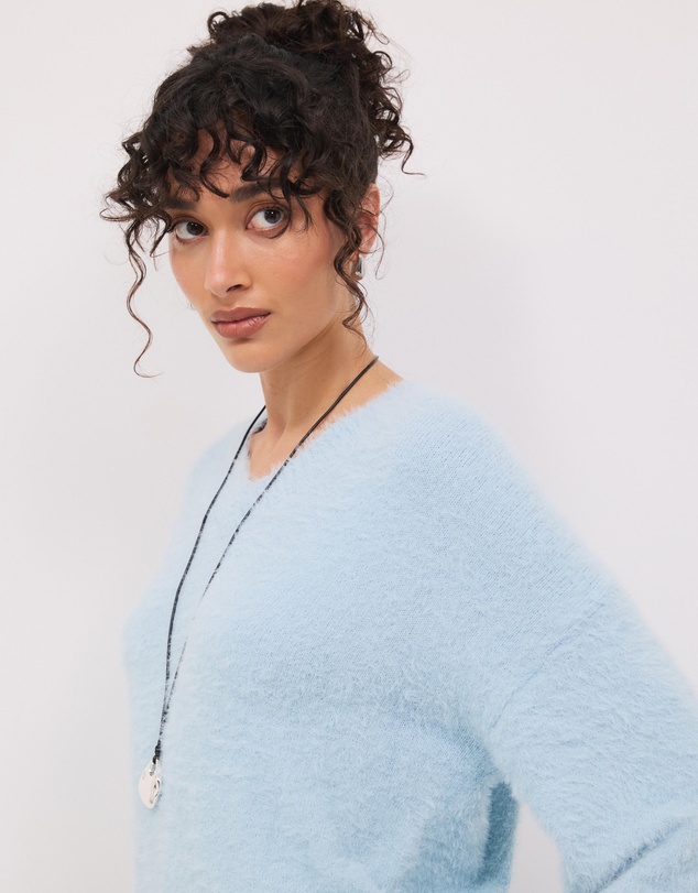 Calli - Rae V-Neck Fluffy Knit Oversized Jumper