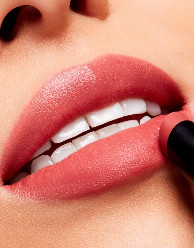 MAC - Velvet Blur Slim Stick Lipstick