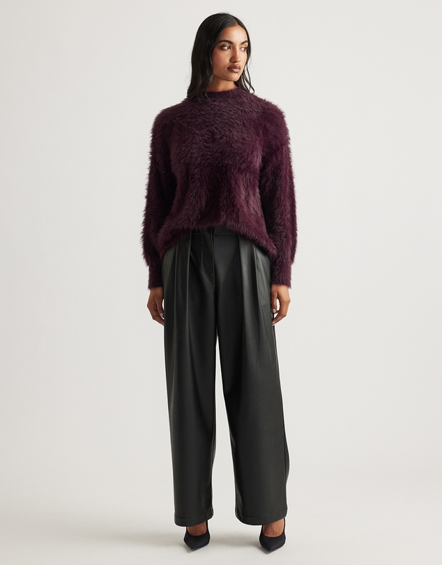 Decjuba - Alison Fluffy Knit Jumper