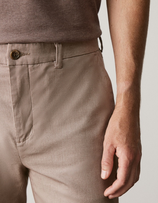 Trenery - Regular Fit Yarn Dyed Cotton Dobby Chino in Cocoa
