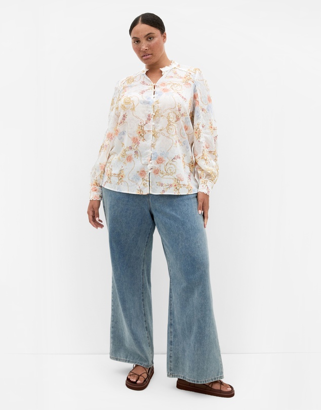 City Chic - Plus size Clover Opulent Print Shirt - ivory