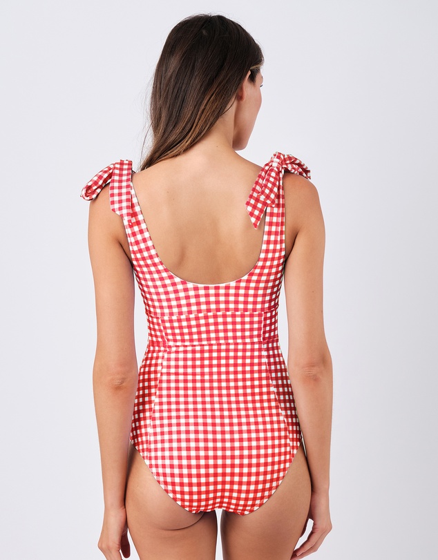 UNE PIECE - Classic Square Neck One Piece Swimsuit