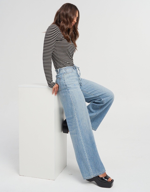 Vero Moda - Annet Wide Fit Jeans