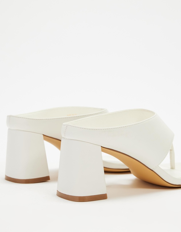 Dazie - Elodie Block Heel Thong Sandals