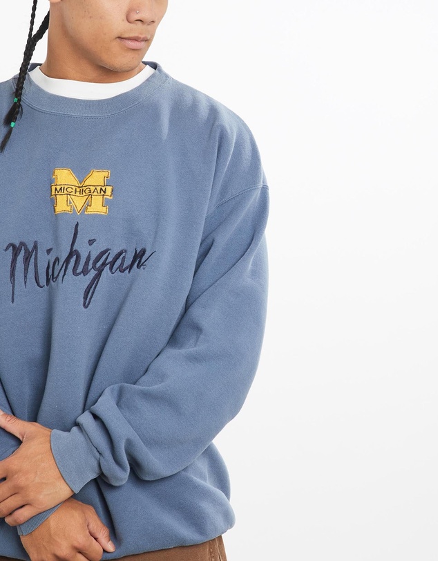 Vintage by The Real Deal - Pre Loved - Vintage 90s Michigan Sweatshirt
