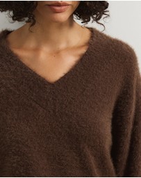 Atmos&Here - Dayna Fluffy V-Neck Pullover Sweater