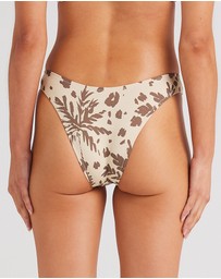 Poolside Paradiso - Zanzibar High Cut Cheeky Bikini Bottom - Marzipan