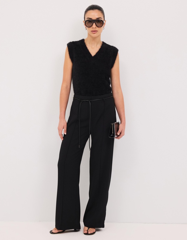 Calli - Rae V-Neck Knit Vest Top