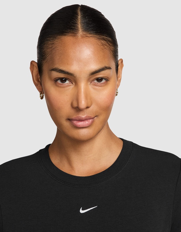 Nike - Sportswear Chill Knit Cropped T-Shirt