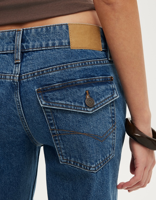 Cotton On - Low Relaxed Flare Jean