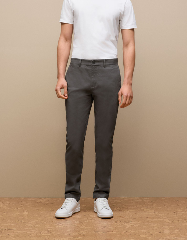 Trenery - Slim Fit Chino Pant in Charcoal