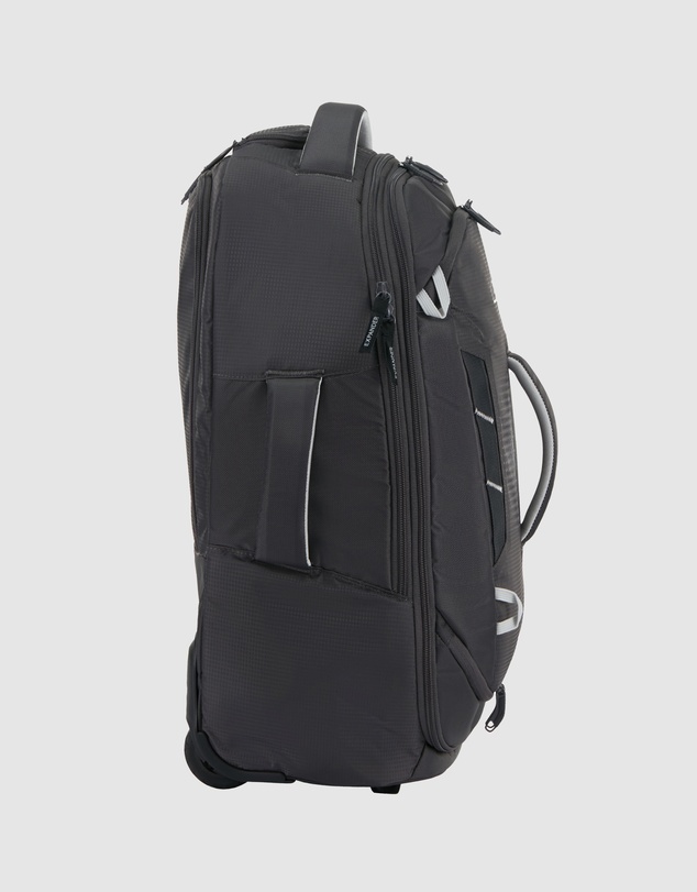 High Sierra - Composite Composite 56 cm Wheeled Duffle V4