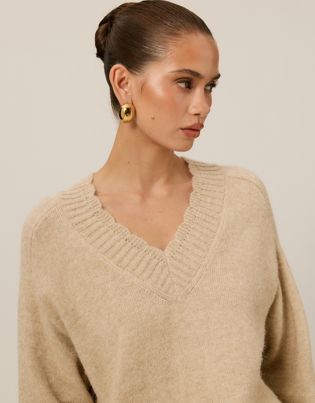 Tussah - Georgia V-Neck Relaxed Jumper