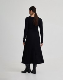 Oxford - Paige Stretch Knitted Dress