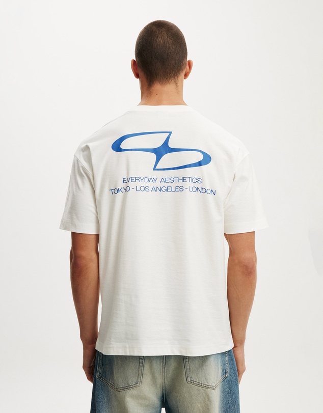 Cotton On - Box Fit Graphic T-Shirt