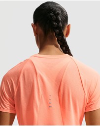 Nike - Swift Breathe Dri-FIT SS Running Top