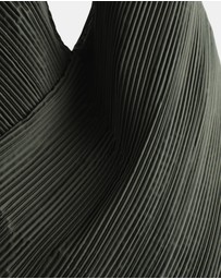 COS - Sculptural Shoulder Bag Plissé