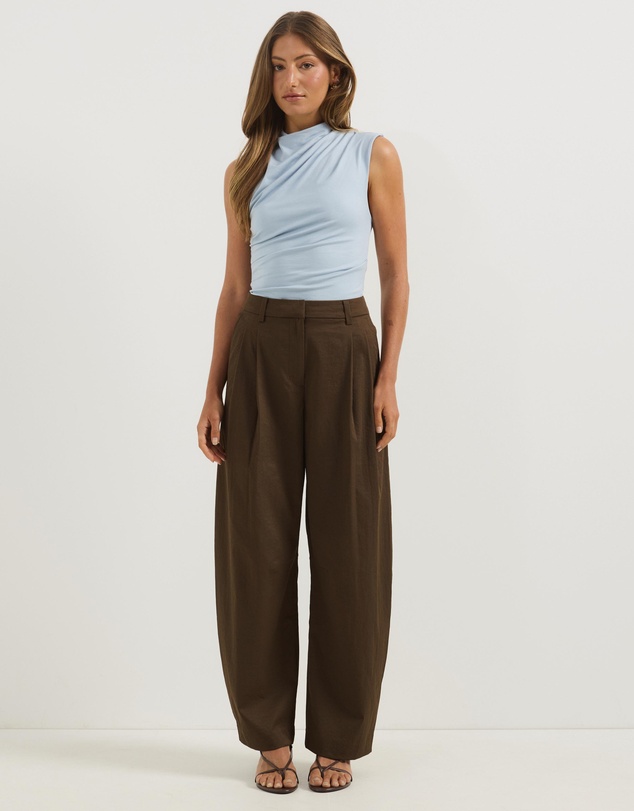 Atmos&Here - Ava Tailored Pleat Front Barrel Pants